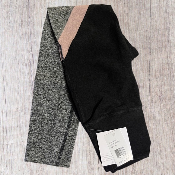 Beyond Yoga Pants - NWT Beyond Yoga Tri-Panel High Waisted Midi Legging BY XS